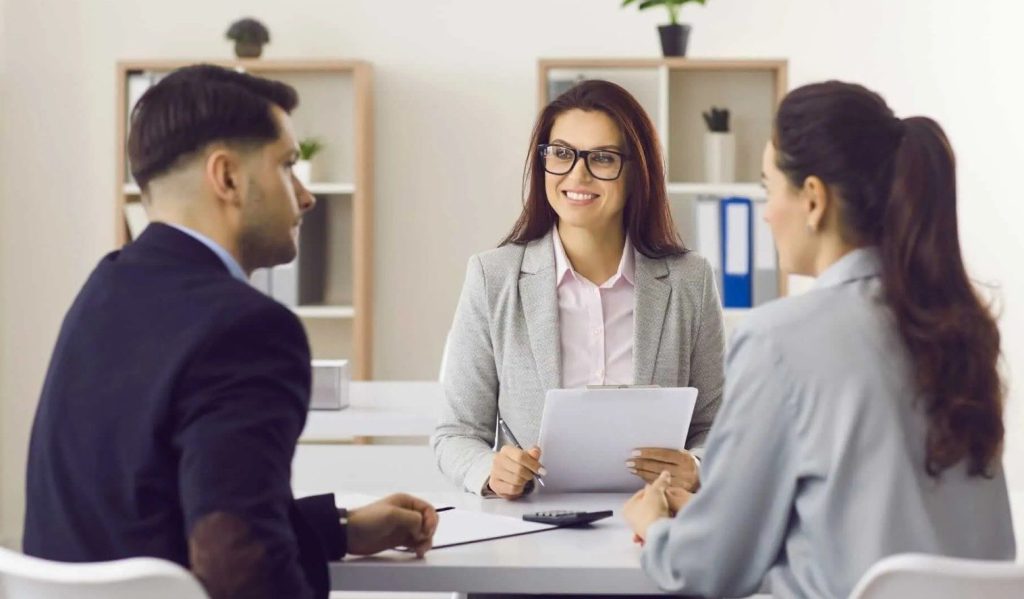 The Money Advisor – Broker de credite din București care găsește cele mai avantajoase soluții pentru nevoile tale financiare